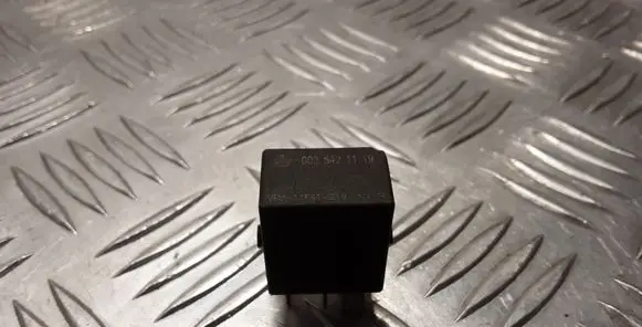 Mercedes-Benz ML W163 Other relay 0025421119