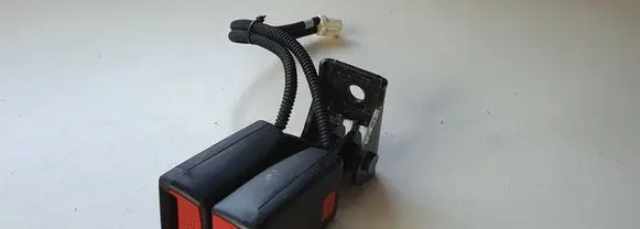 Hyundai i30 Rear seatbelt buckle