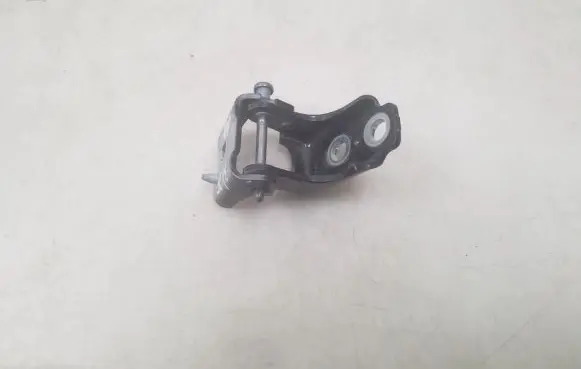 Citroen C3 Rear door lower hinge