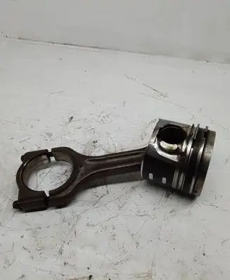 Peugeot 508 Piston with connecting rod