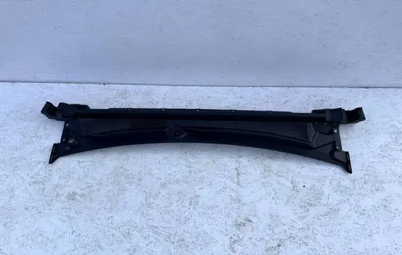 Renault Arkana Wiper trim 668115282R