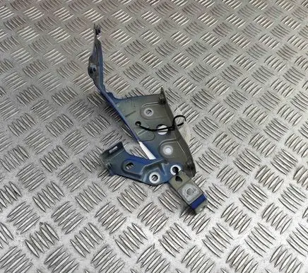 Skoda Scala Fender mounting bracket 654821149A 654821431