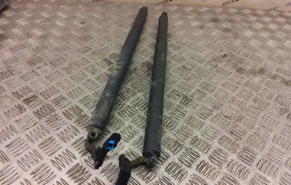 BMW X2 F39 Tailgate/trunk strut/damper 17893910