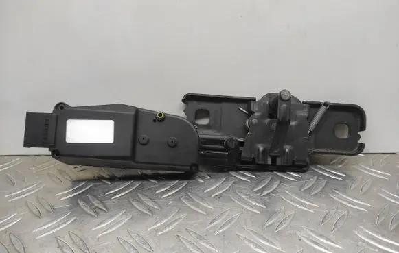 Skoda Superb B6 (3T) Tailgate/trunk/boot lock/catch/latch