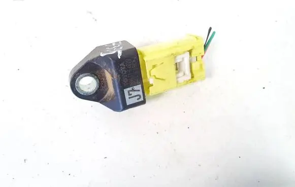 Toyota C-HR I Airbag deployment crash/impact sensor 89831f4020 89831-f4020