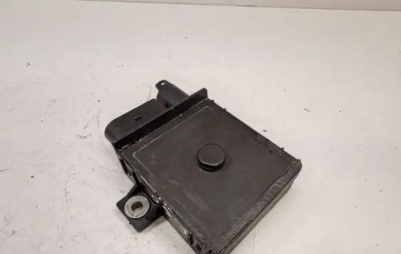 BMW 5 E60 E61 Glow plug pre-heat relay 7801201 12217801201