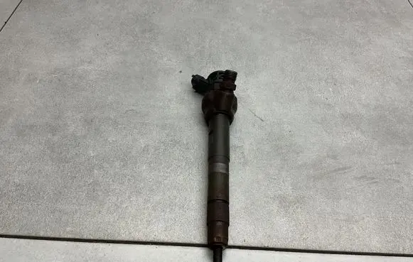 Land Rover Range Rover Evoque L538 Fuel injector G4D39K546AA 0445110654