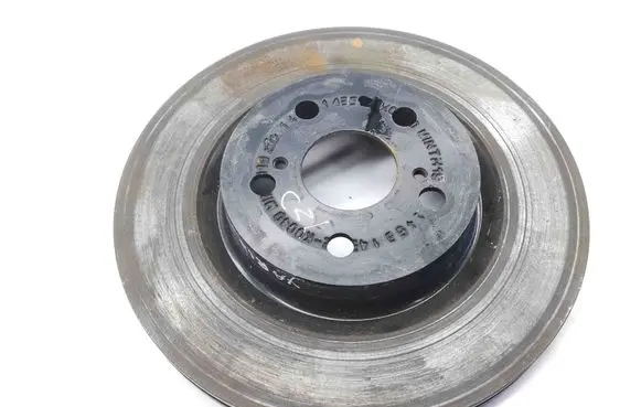 Toyota Yaris XP210 Front brake disc