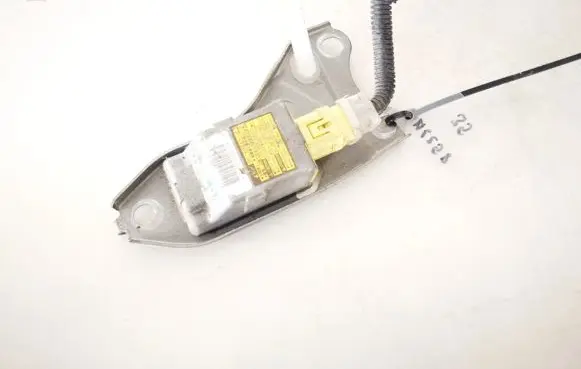 Toyota Avensis Verso Airbag deployment crash/impact sensor 8983044010 89830-44010