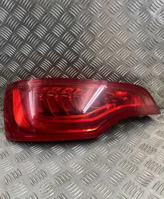 Audi Q7 4L Rear/tail lights 4L0945093F