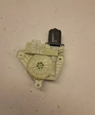 Mercedes-Benz GLC X253 C253 Front door window regulator motor A2139069501