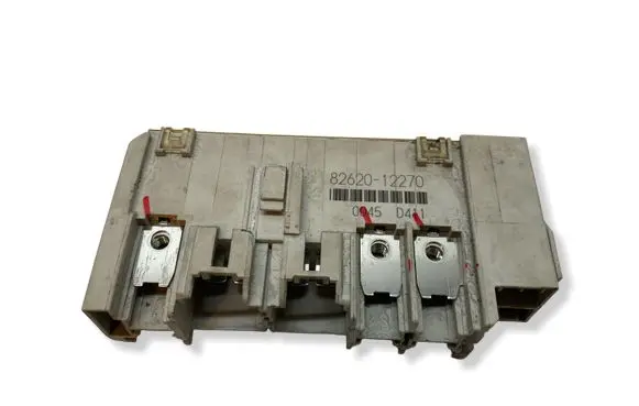 Toyota Corolla E140 E150 Fuse module 8262012270