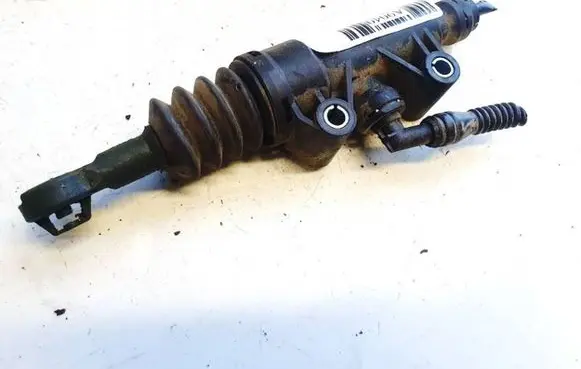 Clutch master cylinder