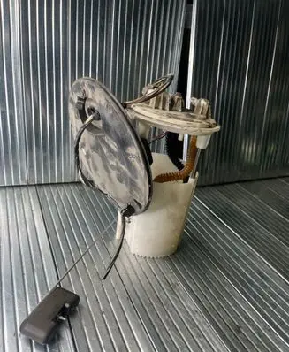 Renault Scenic III - Grand scenic III In-tank fuel pump 172020056R 0501207011 10039740100