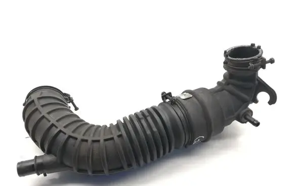 Hyundai i30 Air intake hose/pipe 28140G4100
