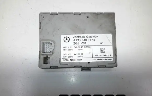 Mercedes-Benz E W211 Door central lock control unit/module a2115408445