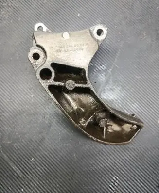 Mercedes-Benz A W169 Engine mounting bracket A1692410601