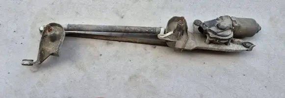 Mitsubishi Colt Front wiper linkage and motor 1593001501 8250A231