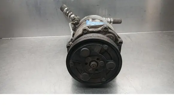 Seat Leon (1M) Air conditioning (A/C) compressor (pump) 1J0820803K