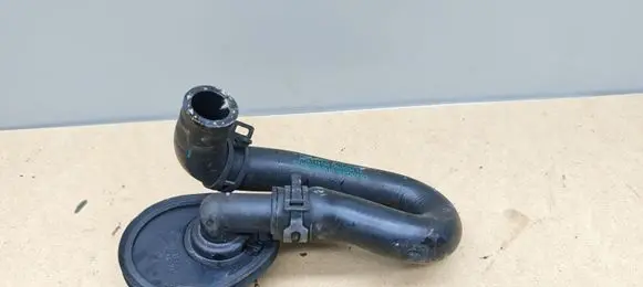 Mercedes-Benz C W204 Engine coolant pipe/hose A2048300196