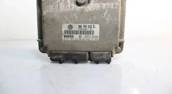Skoda Octavia Mk1 (1U) Engine control unit/module ECU 0261206144