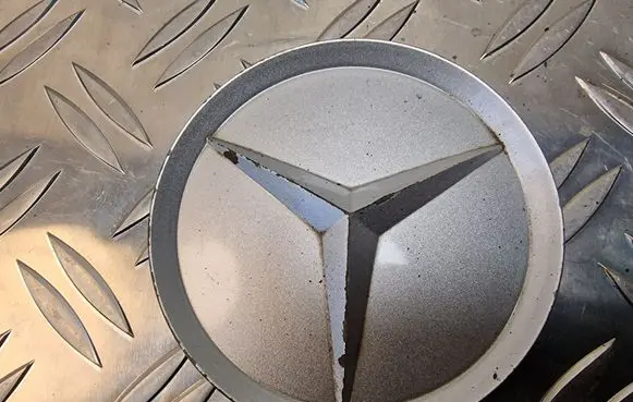 Mercedes-Benz A W168 Original wheel cap 2014010225