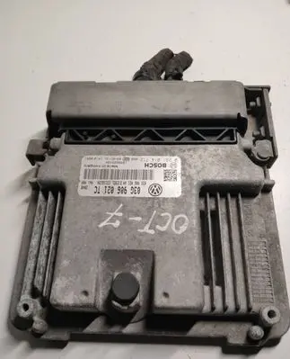 Skoda Octavia Mk2 (1Z) Engine control unit/module 03G906021AN 03G906021TC 014712