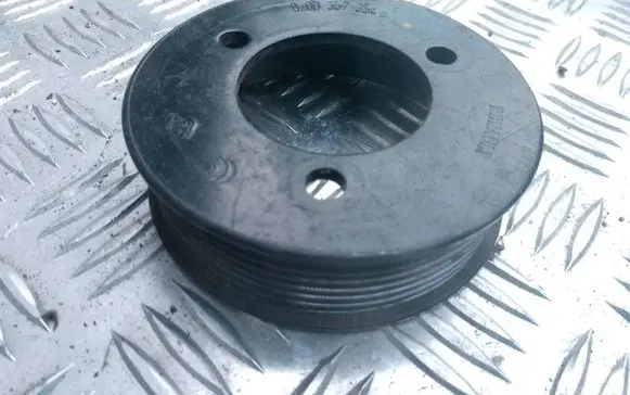 Renault Laguna III Water pump pulley 8200357354