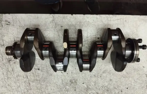 Volkswagen Touran I Crankshaft BLS454640