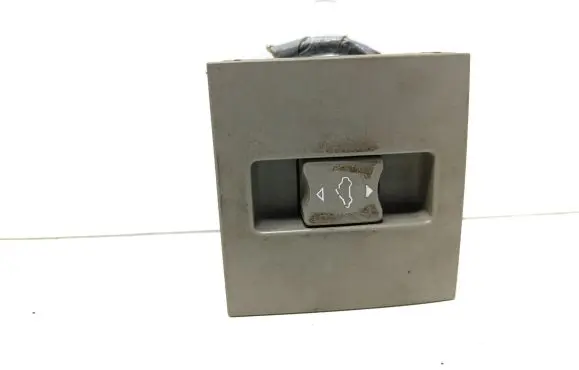 Honda FR-V Sunroof switch M23446