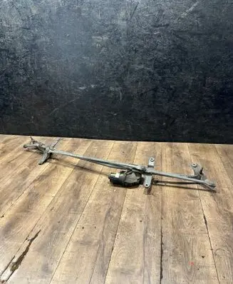 Front wiper linkage and motor