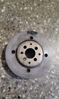 Audi A6 S6 C5 4B Crankshaft pulley 008105243