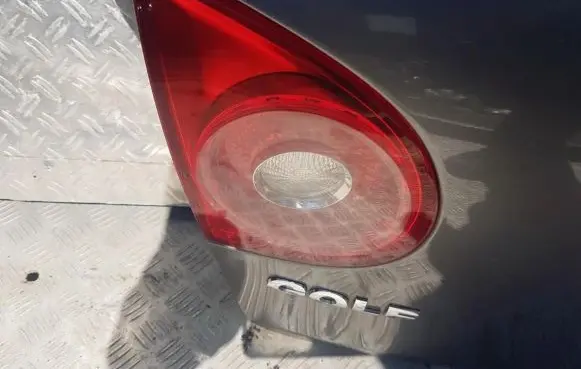 Volkswagen Golf V Tailgate rear/tail lights