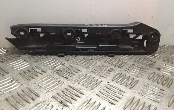 Volkswagen Touran I Front bumper mounting bracket 1T0807049 1T0807935