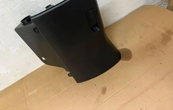 Peugeot 308 Glove box