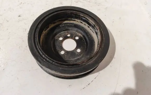 Volkswagen PASSAT B6 Crankshaft pulley 03G105243
