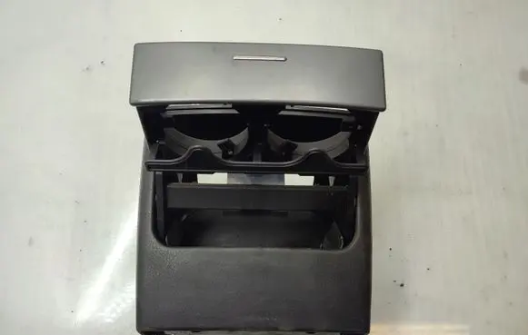 BMW 3 F30 F35 F31 Cup holder back 7077955