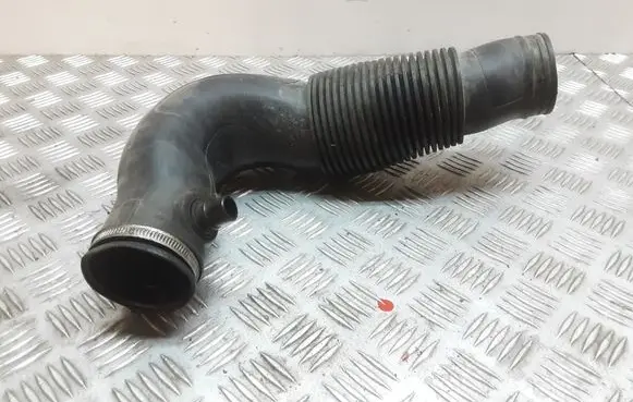 Peugeot 206 Air intake hose/pipe 9625678980