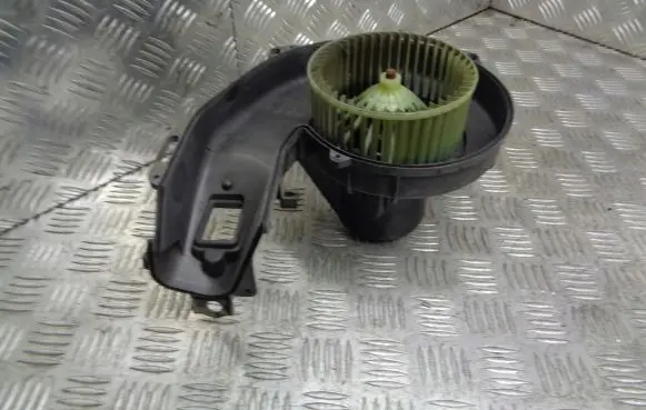 Opel Meriva A Front door blower motor 58874