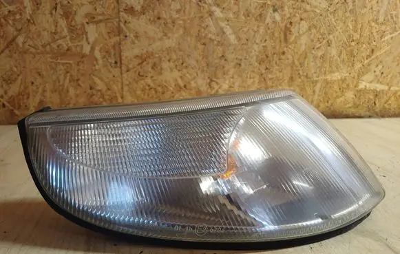 Saab 9-5 Front indicator light E26704 011B