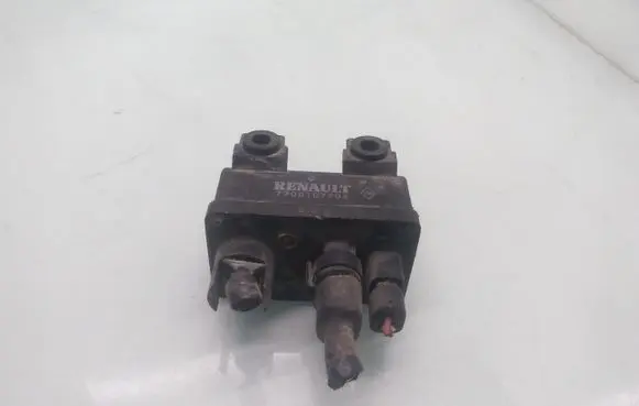 Renault Scenic I Glow plug pre-heat relay 7700107794