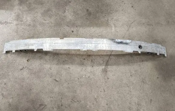 BMW 7 F01 F02 F03 F04 Front bumper cross member 132328