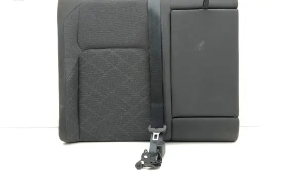 Volkswagen Golf VIII Rear seat 
