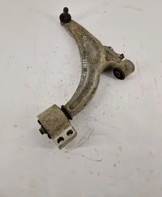 Opel Astra J Front lower control arm/wishbone 