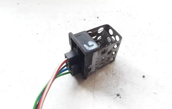 Opel Astra G Heater blower fan relay 