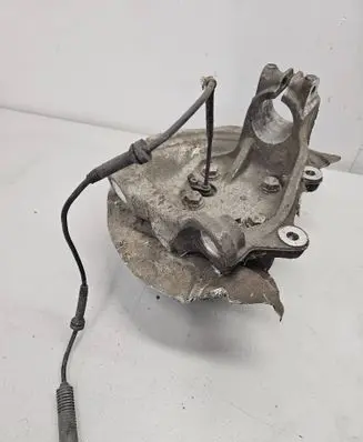 BMW 1 E81 E87 Front wheel hub 6764444 12201210 ENAC4210