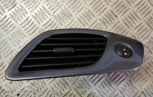 Dashboard side air vent grill/cover trim