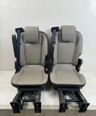 Seat set