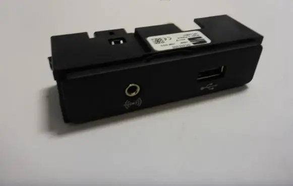Seat Ibiza V (KJ) AUX in-socket connector 575035222