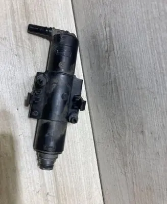 Ford Kuga II Headlight washer spray nozzle GV4113L015AE